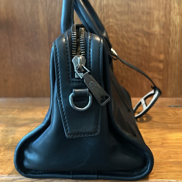 Etienne Aigner bag with handles, nice leather purse - Picture 6 of 8